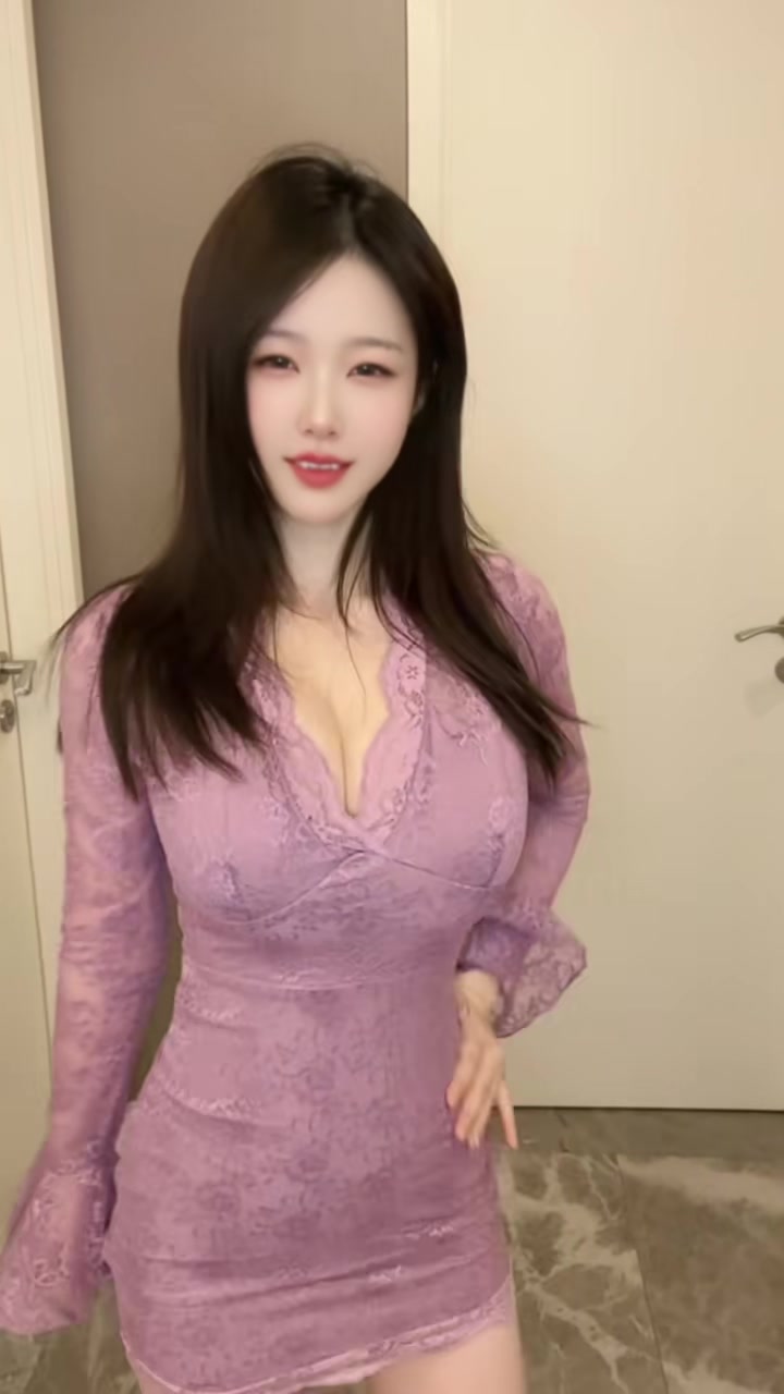 DB视讯百家乐😍太有实力了！《黑神话》萍萍演员紫衣热舞：疤痕实在深~